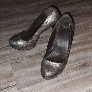 BKE Sole  black silver heels